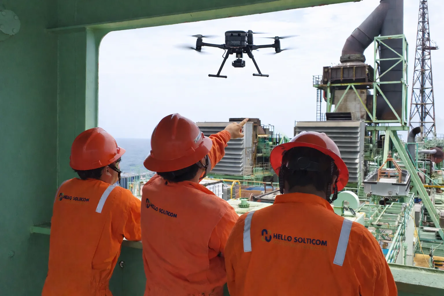 Equipo Solticom trabajando en campo